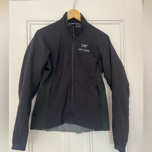 Arc’teryx Women’s Insulated Jacket (black)